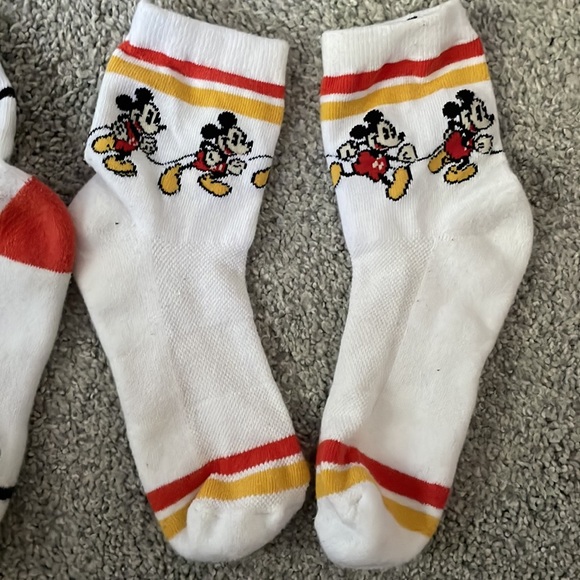 Disney retro inspired Mickey Mouse crew socks - 2 pairs of disney crew socks - Picture 3 of 5